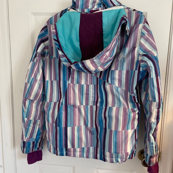 Ski/snowboard jacket - Picture 2 of 2